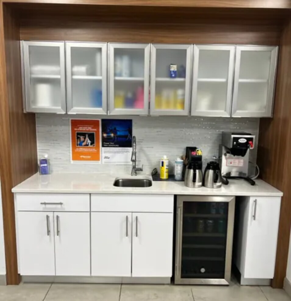 Coffee & Beverages Coffee & Beverages