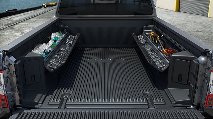 TITAN® BOX