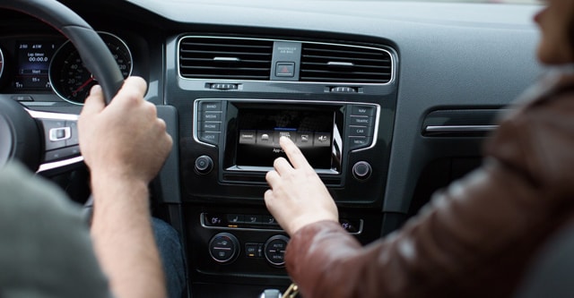 2017 Golf GTI Technology
