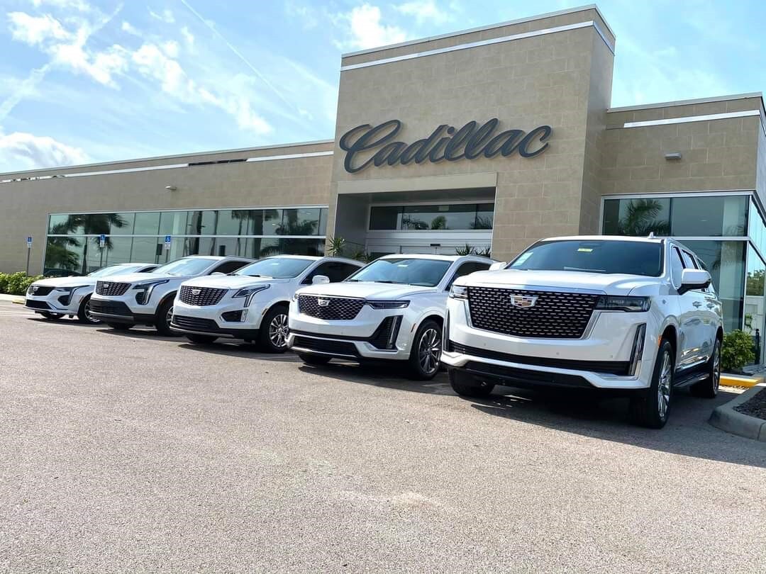 white caddy lineup monat.jpg
