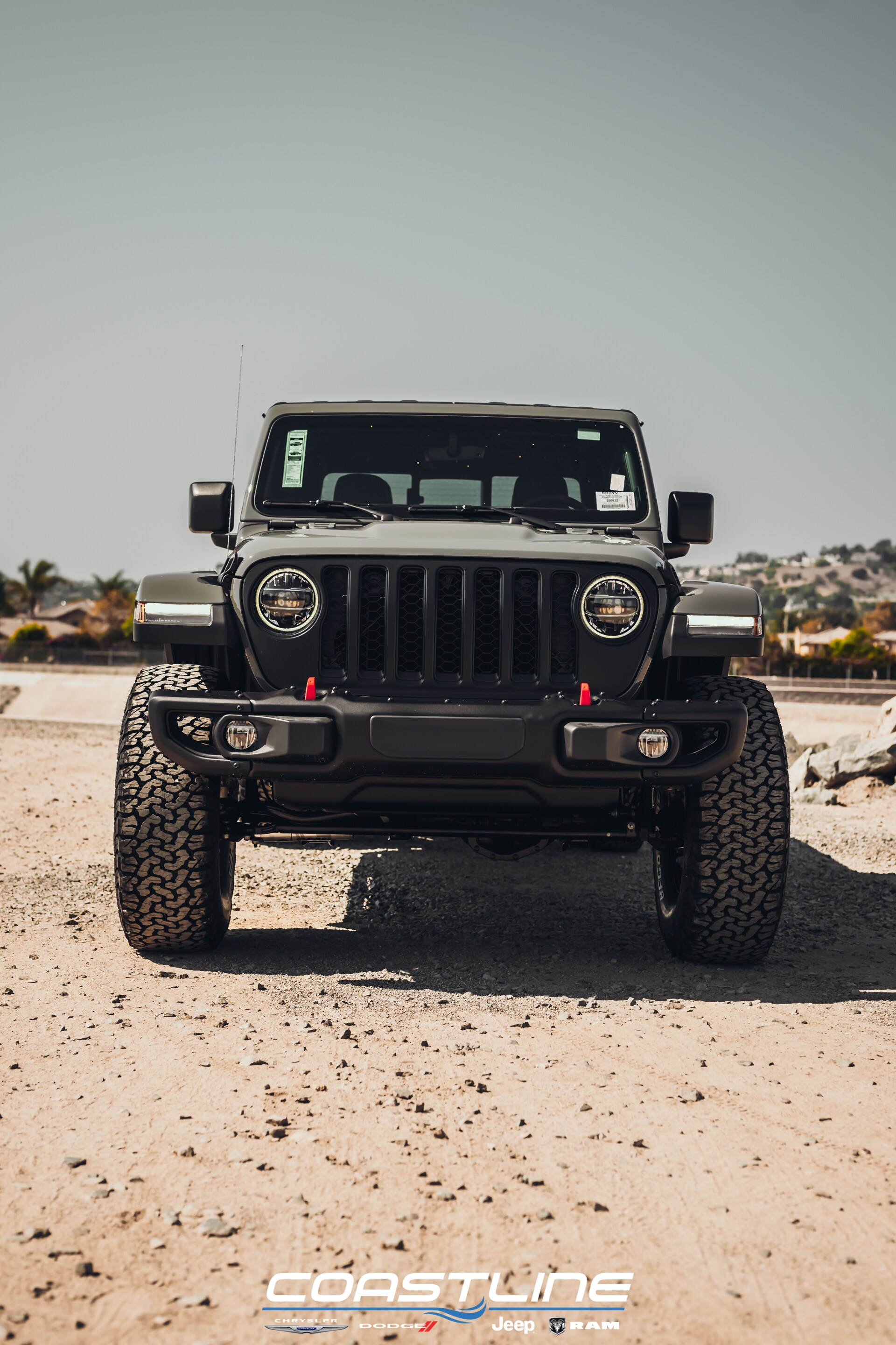200632_Jeep_Gladiator_Rubicon_Grey_Website-27.jpg