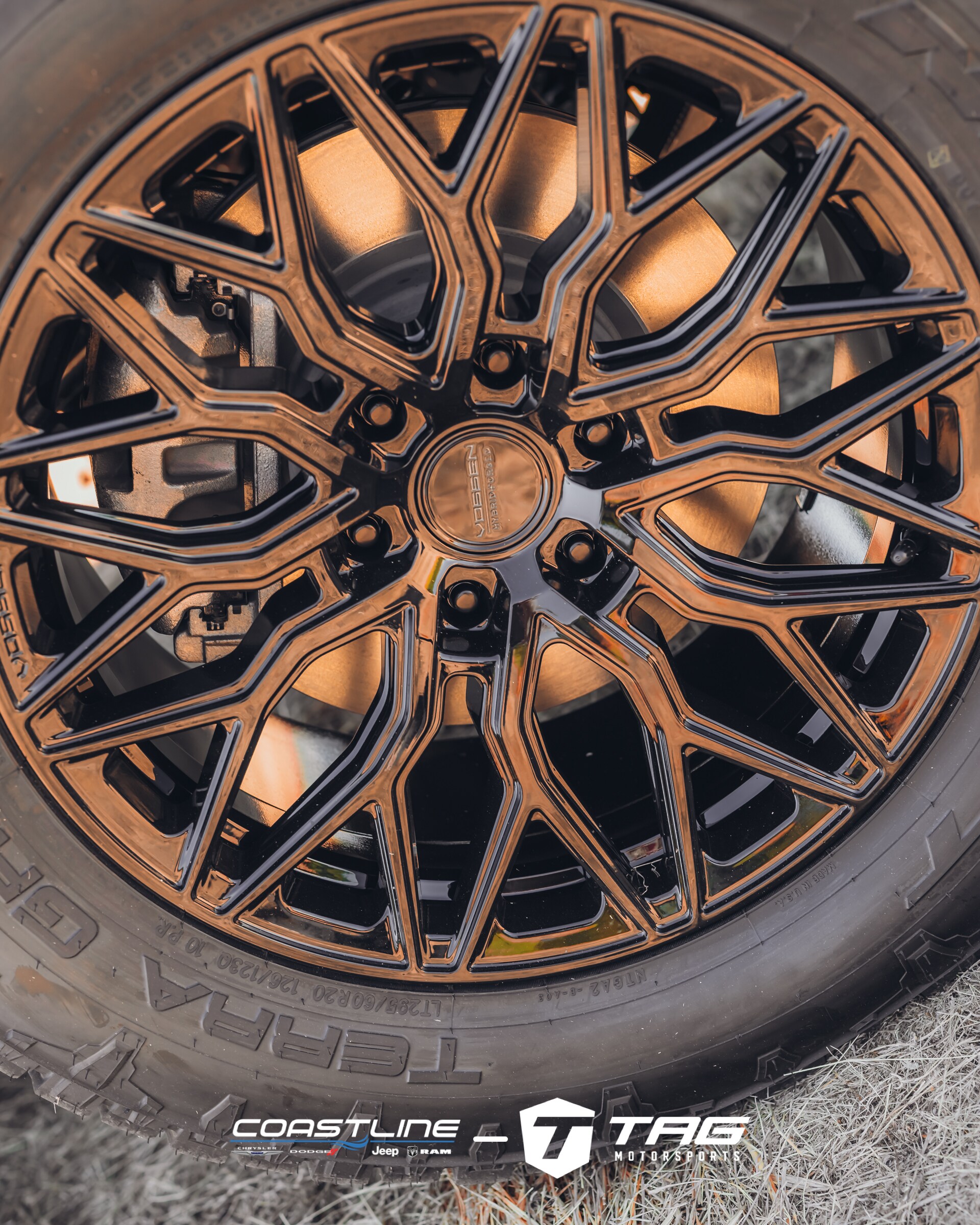 210052_Black_RAM_1500_LARAMIE_Vossen_wheels_Website-32.jpg