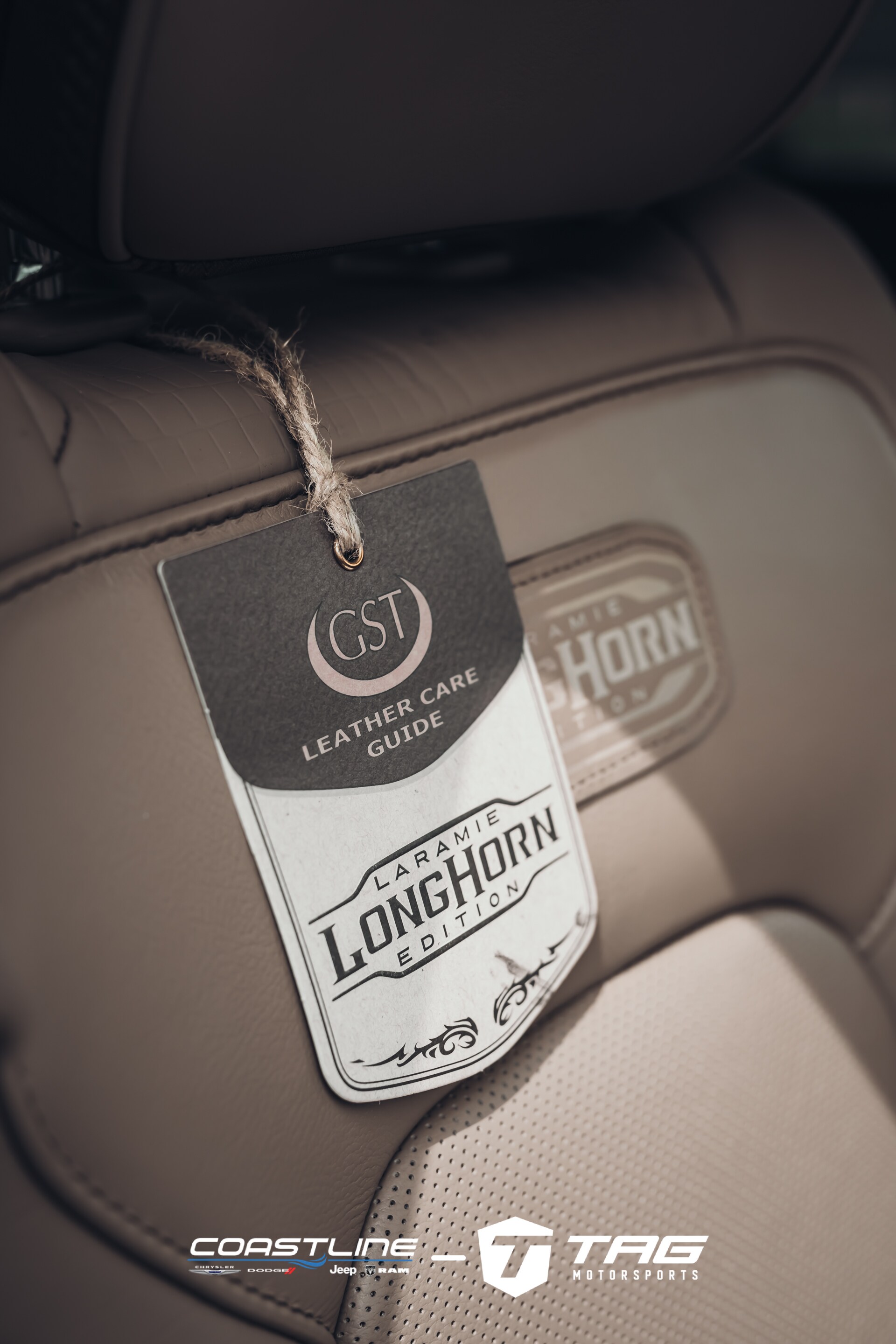 20R0420_Ram_1500_Silver_with_TAG_Package_(Interior_Nice)Website-26.jpg