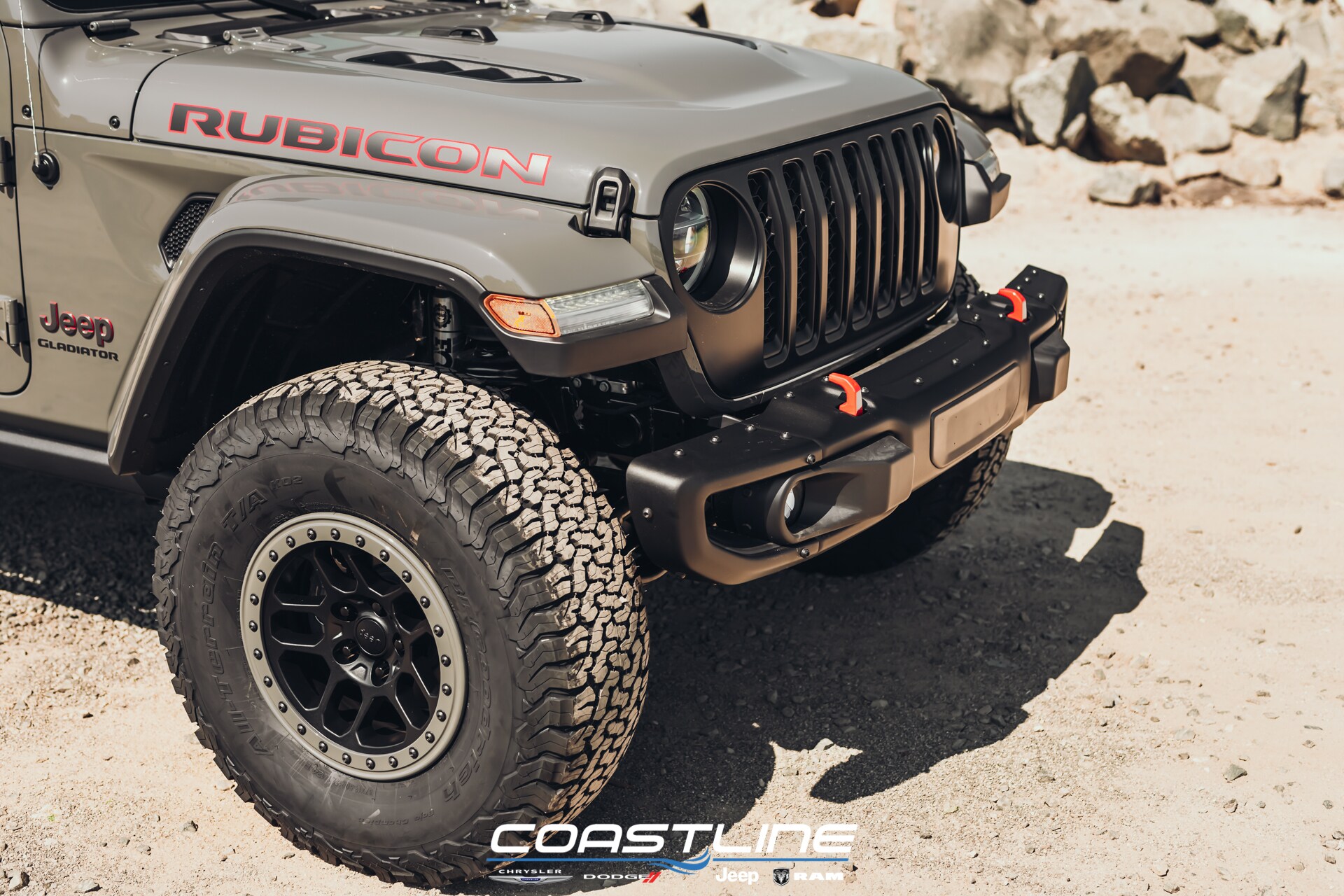 200632_Jeep_Gladiator_Rubicon_Grey_Website-15.jpg