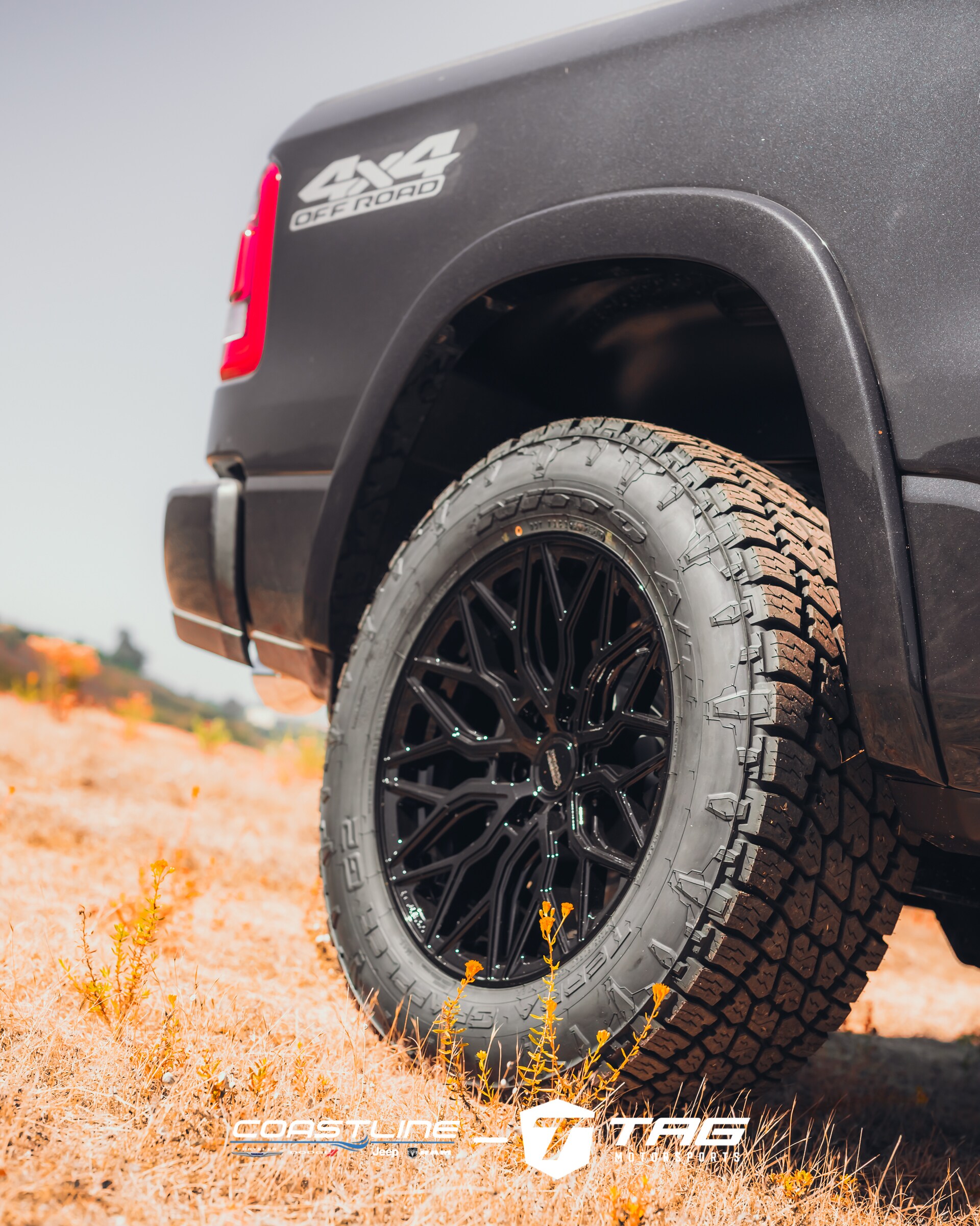 210052_Black_RAM_1500_LARAMIE_Vossen_wheels_Website-22.jpg