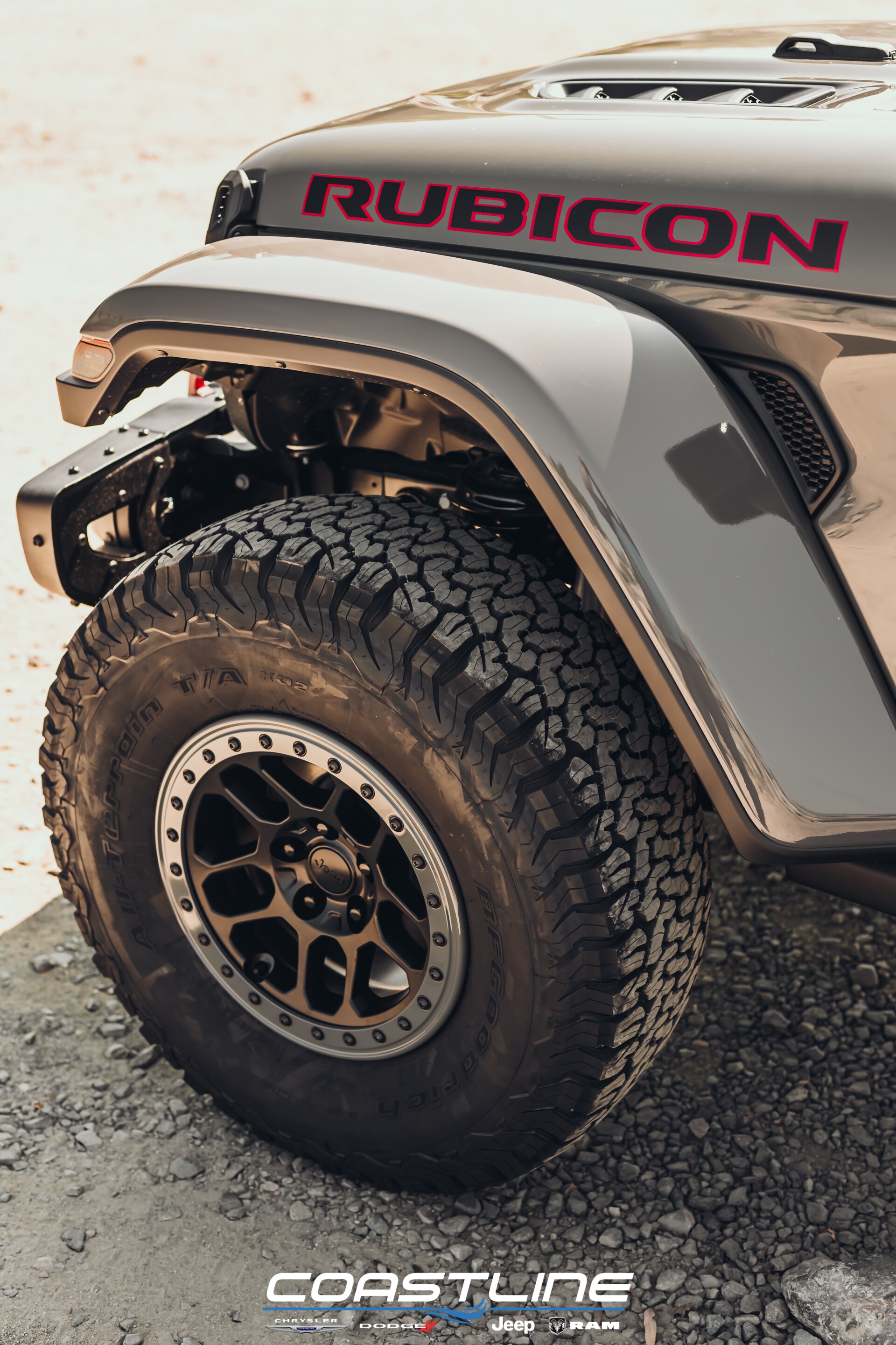 200632_Jeep_Gladiator_Rubicon_Grey_Website-18.jpg