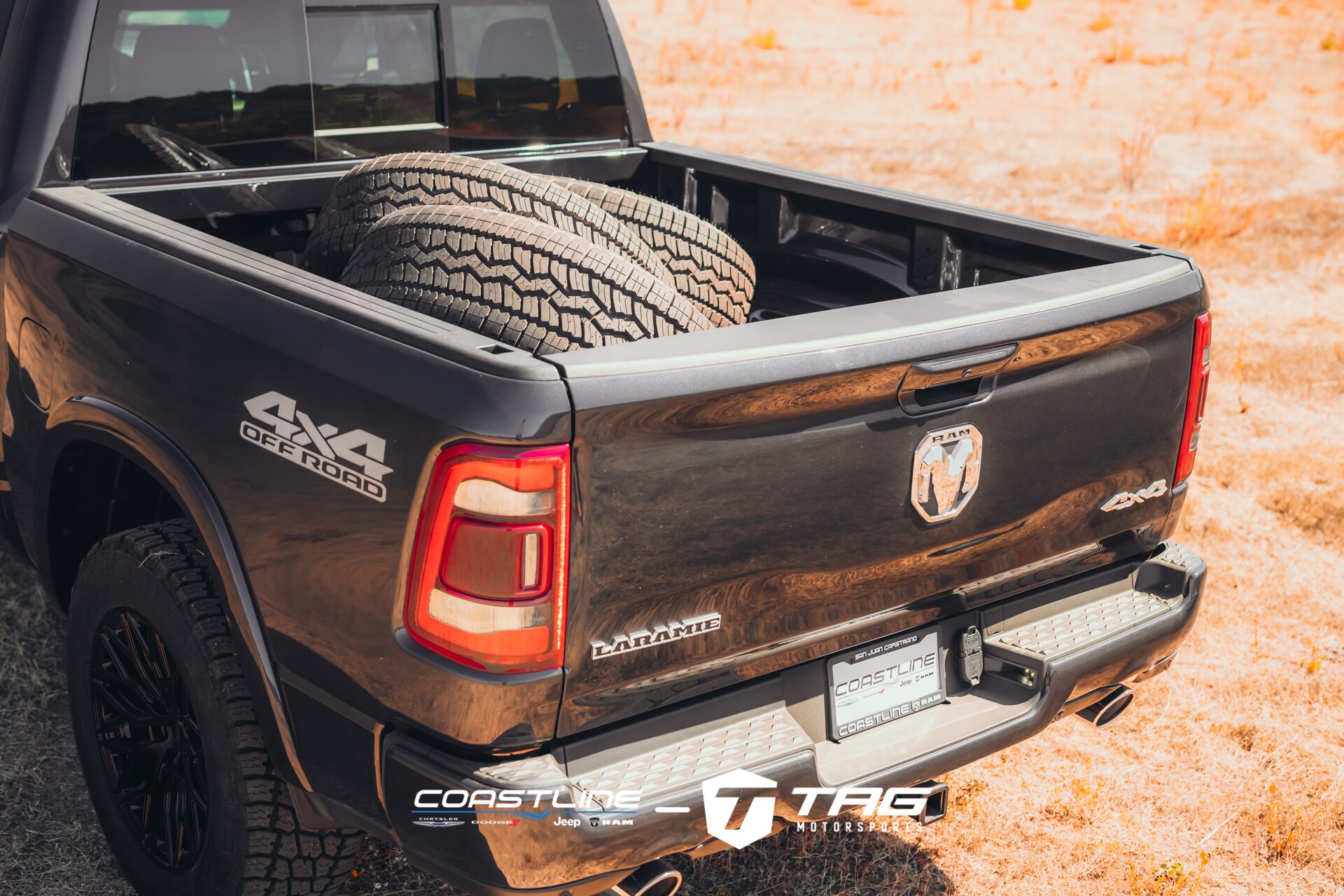 210052_Black_RAM_1500_LARAMIE_Vossen_wheels_Website-28.jpg