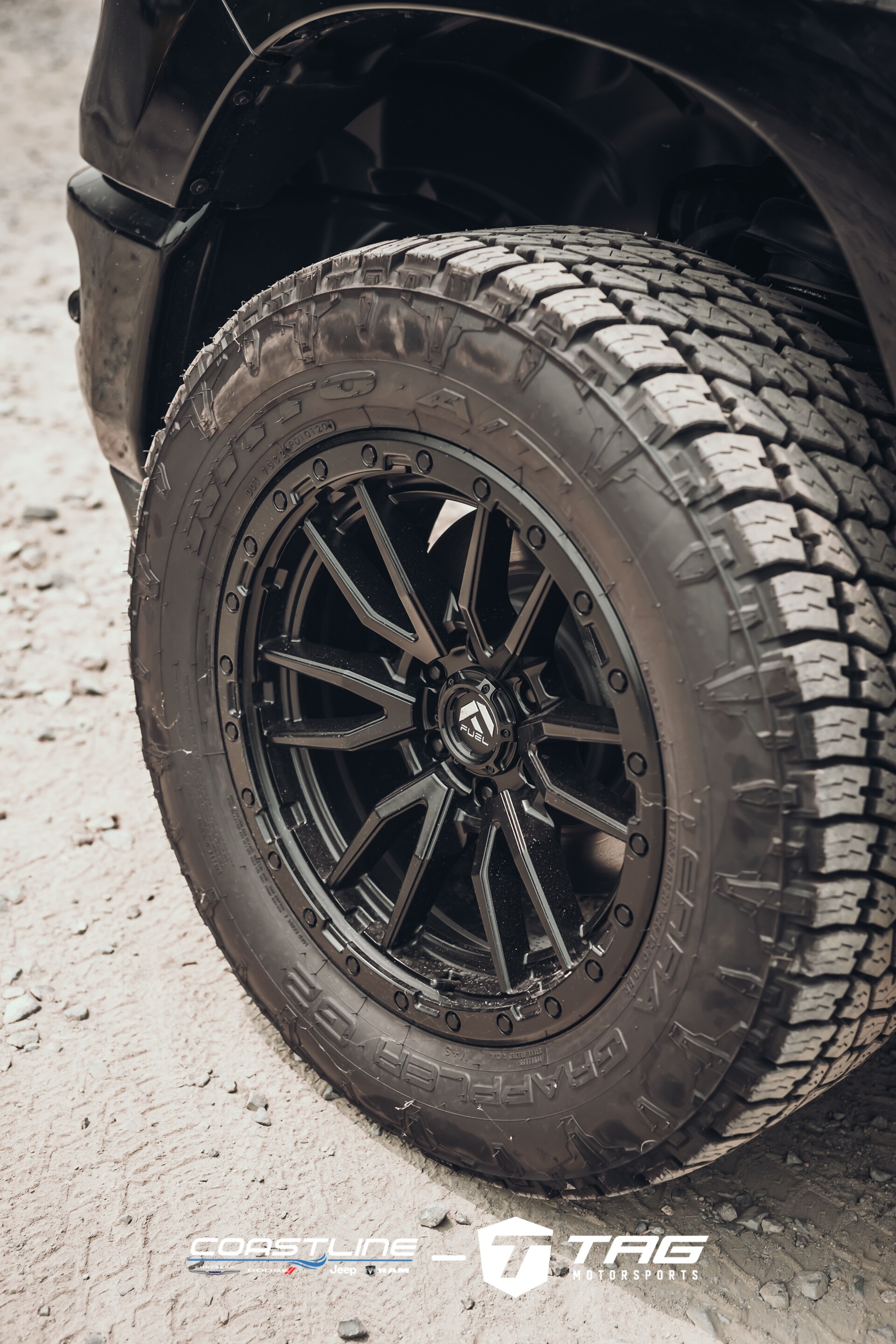 20R0132_Ram_1500_Black_with_TAG_Package_IG-26.jpg