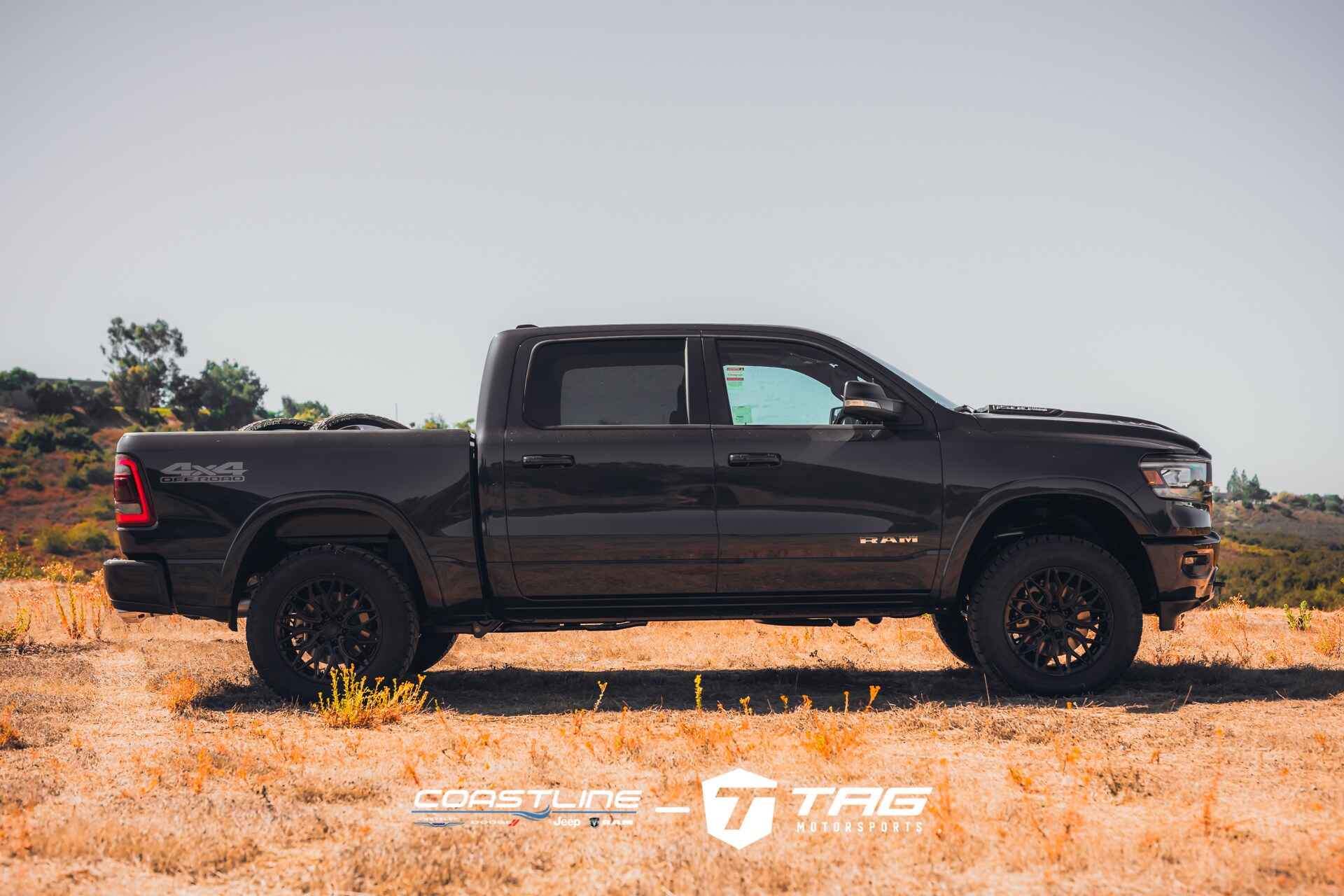 210052_Black_RAM_1500_LARAMIE_Vossen_wheels_Website-37.jpg