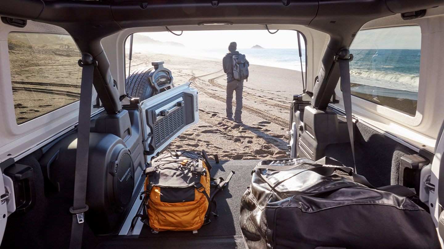 2020 Jeep Wrangler Trunk View Rear Interior Picture 2020 Jeep Wrangler Trunk View Rear Interior Picture