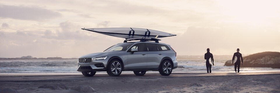 2020 Volvo V60 CrossCountry T5 Hatchback for Sale in Sarasota, FL