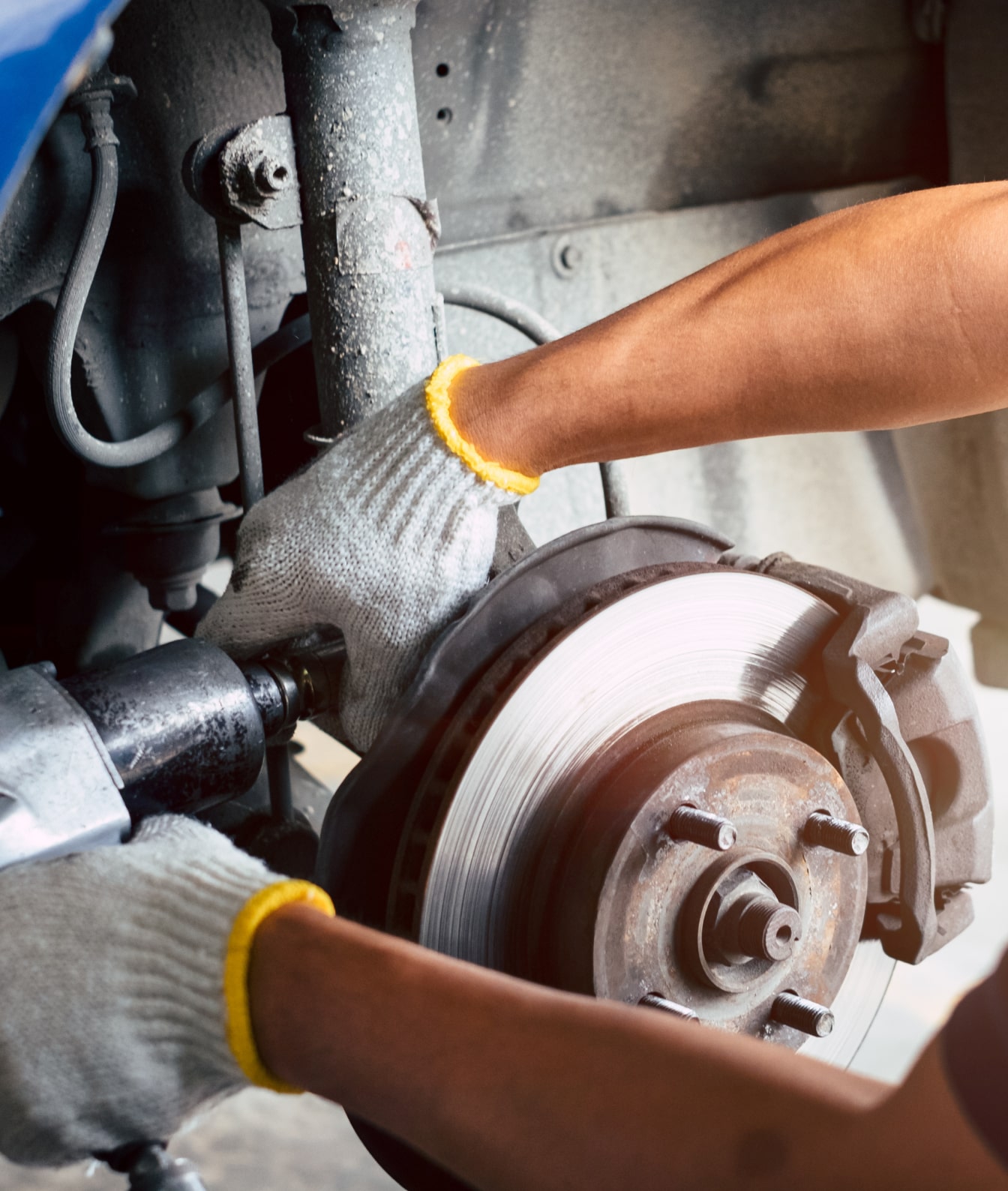 What Types of Brake Service Does Volvo Cars Sarasota Provide?