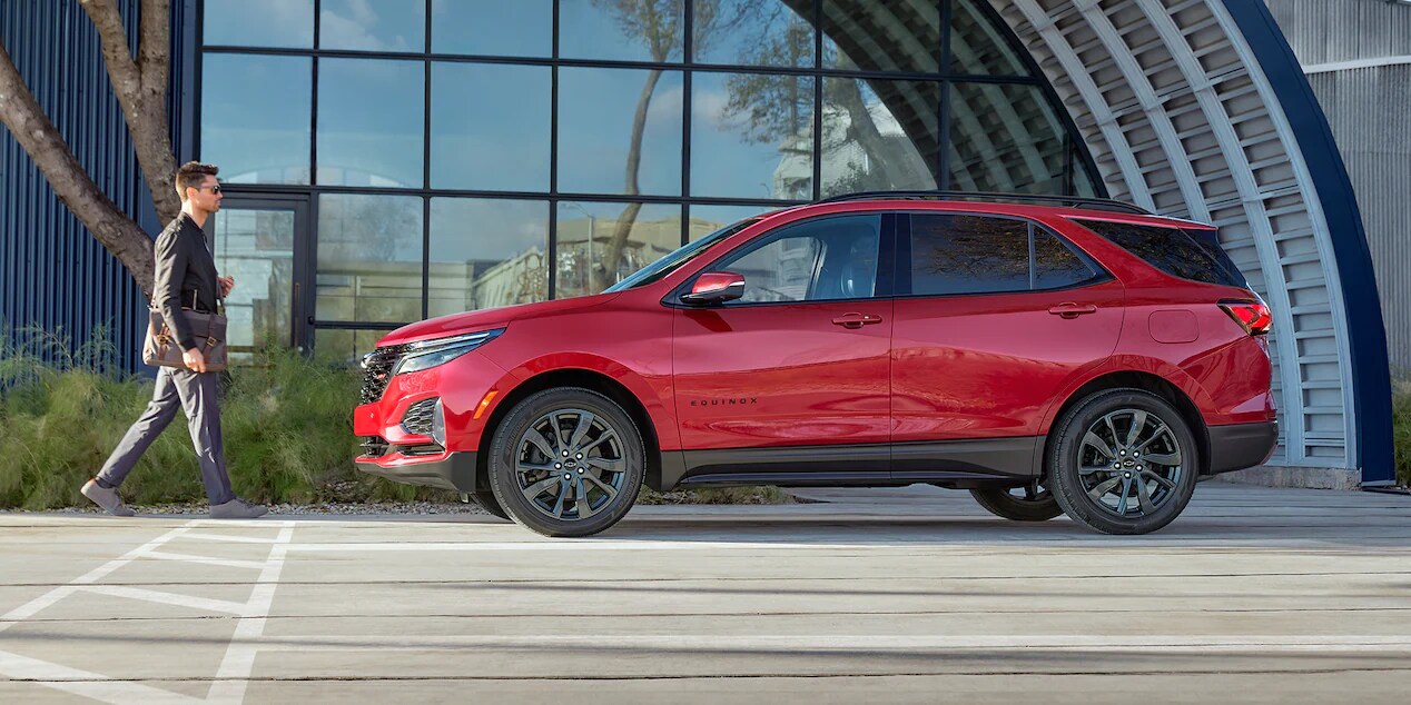 2022 Chevrolet Equinox vs 2022 Mazda CX-5 2022 Chevrolet Equinox vs 2022 Mazda CX-5