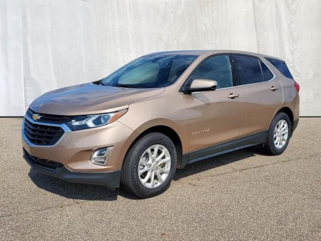 WHY BUY USED FROM COLE KRUM CHEVROLET Angled photo of a used Chevrolet Equinox