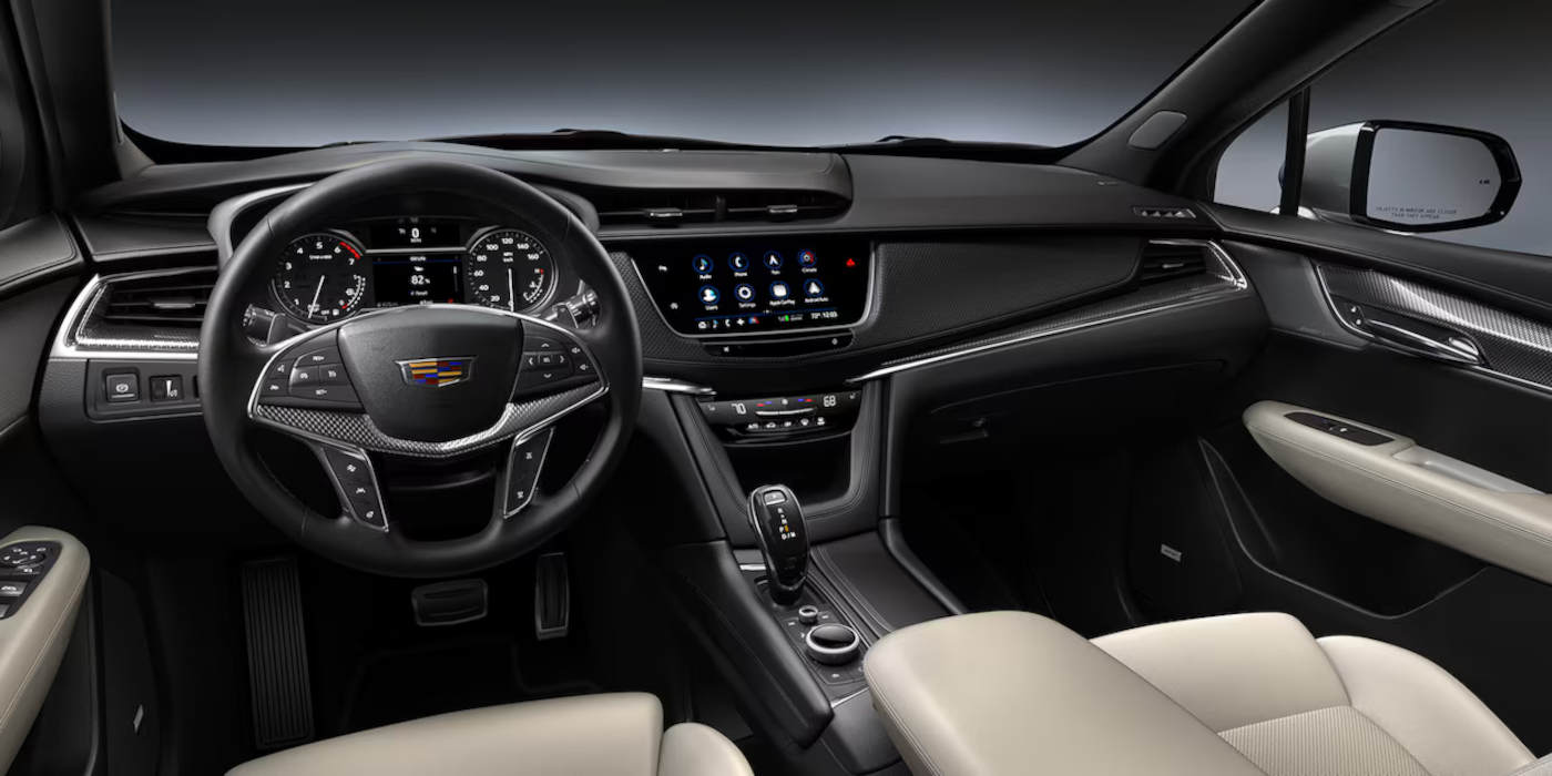 2025 Cadillac XT5 interior