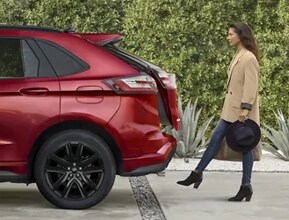 Hands-Free, Foot-Activated Liftgate
