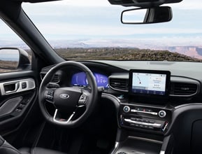 2022 ford explorer st interior