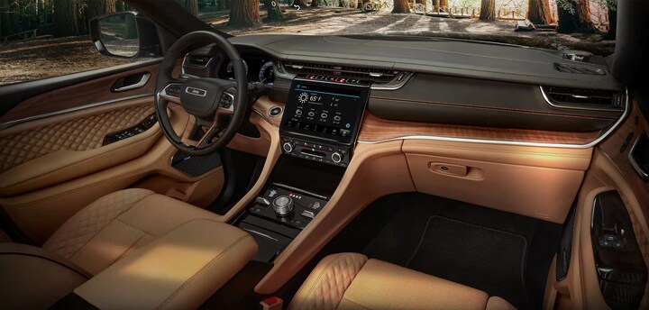 grand cherokeeinterior