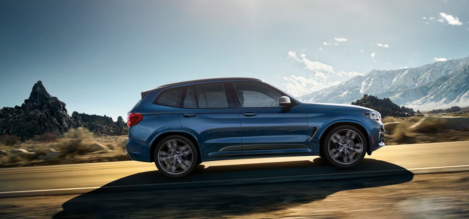 BMW_MY18_XSeries_X3_Hero_01.jpg