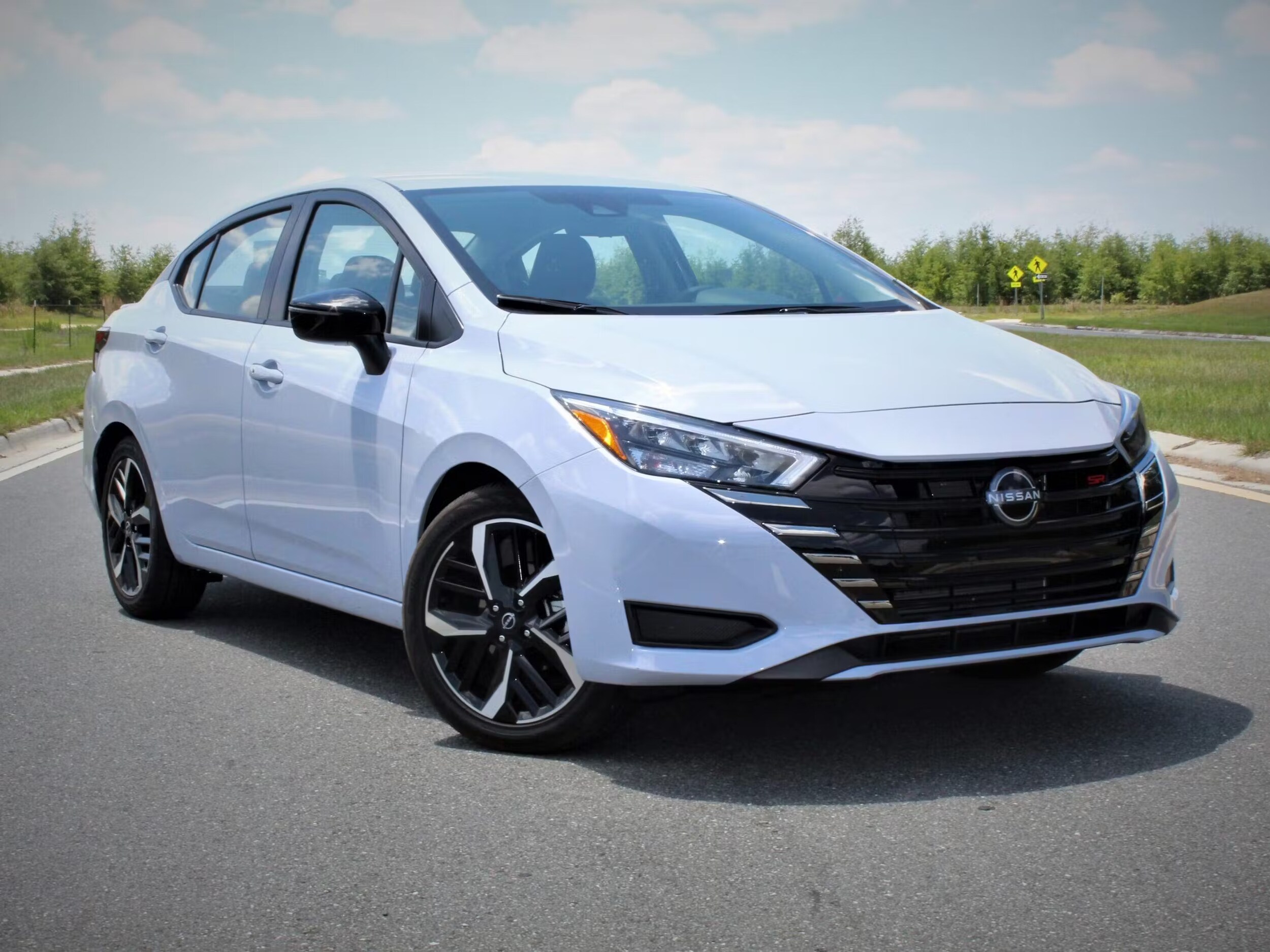 2023-nissan-versa.jpg