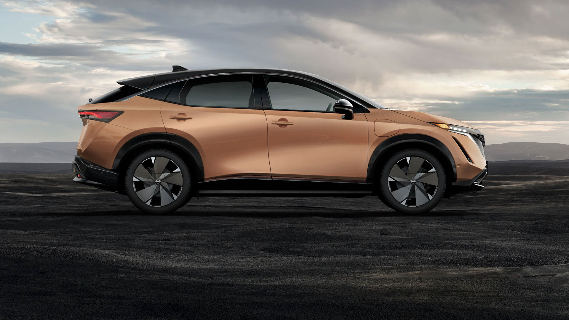 2023-nissan-ariya.jpg