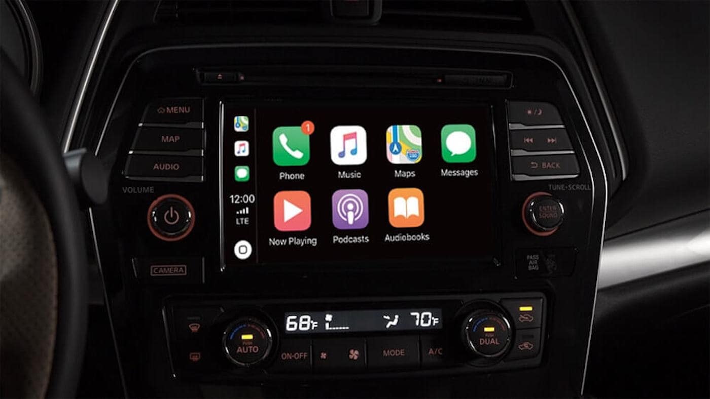 Nissan Rogue Apple CarPlay