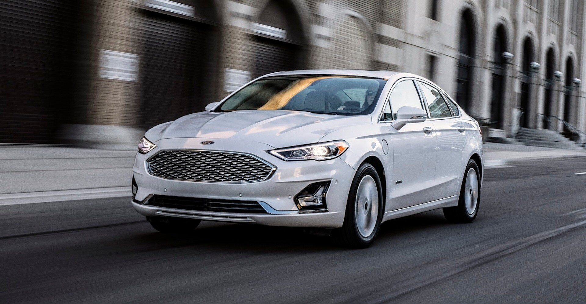 2020FordFusion.jpg