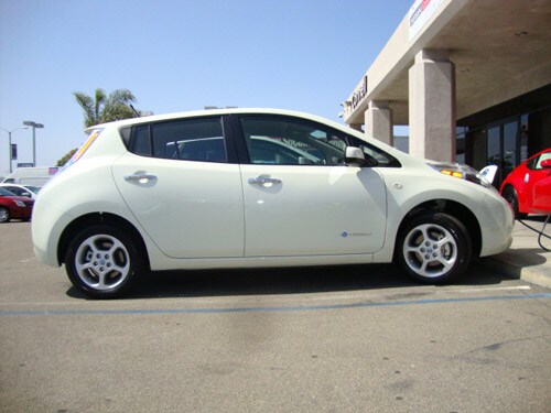 Nissan_Leaf_Available_For_Test_Drive_At_Connell_Nissan_500.jpg