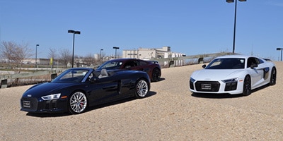 R8 V10 Spyder on Palace Blue Pearl (SOLD in IL)