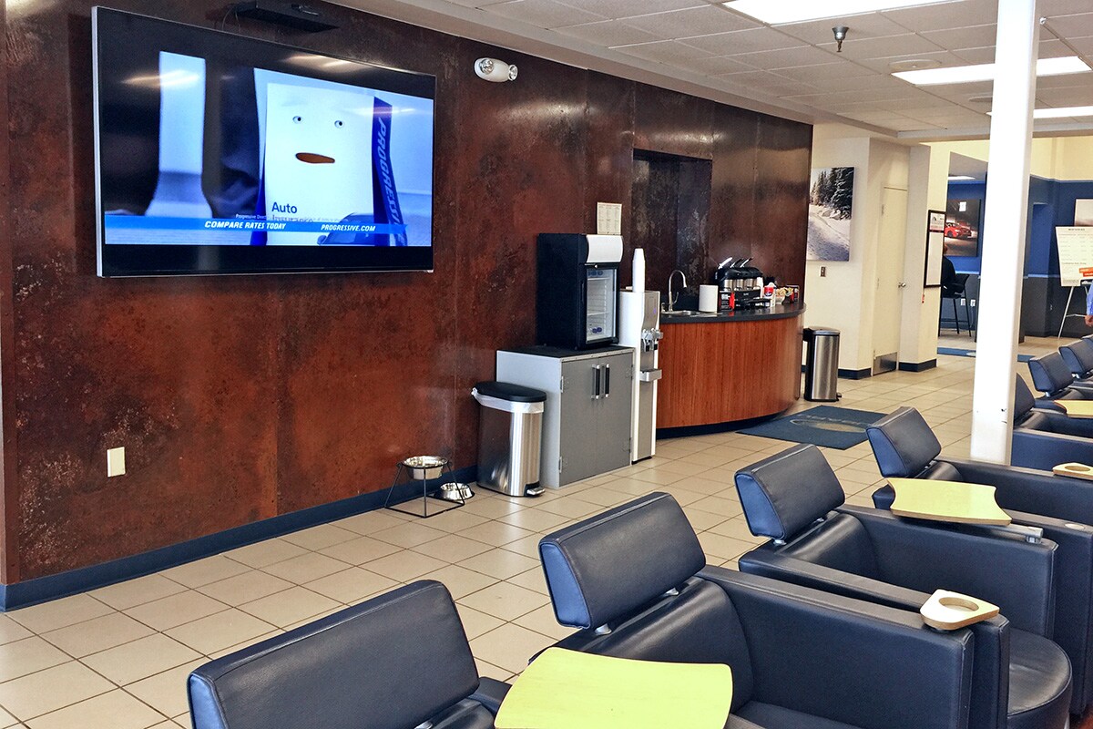 service_department_lounge.jpg