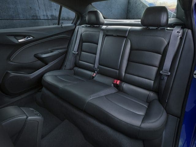 17-cruze-2.jpg