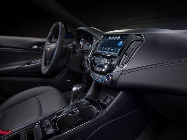 17-cruze-1.jpg