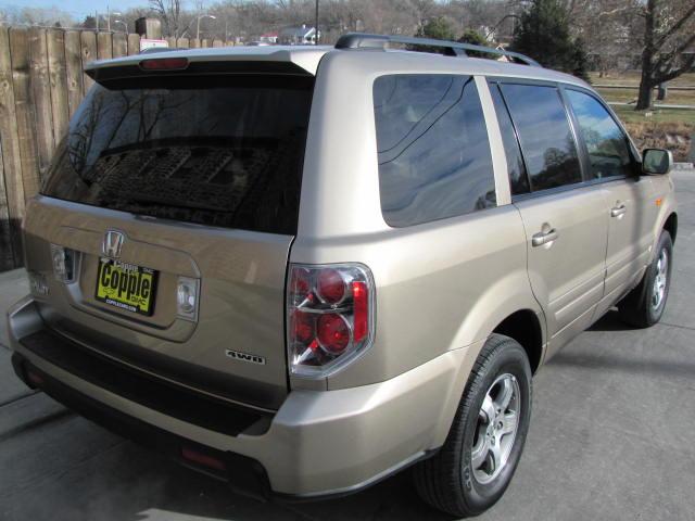 honda pilot back right side