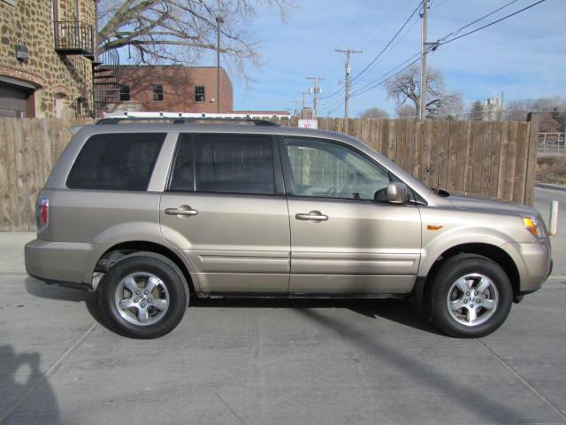honda pilot exterior view