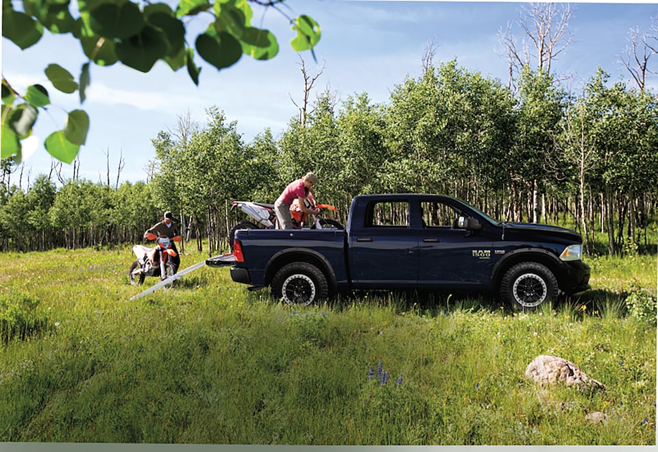 2019-RAM-1500-Mopar-Classic-CrewCab-Truck-L01.jpeg loading dirt bike into new dodge ram