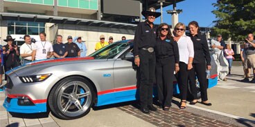 county-ford-mustang-gt-king-richard-petty-2.jpg Custom 825 Mustang GT King Graham NC with Richard Petty