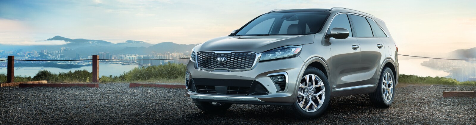 2020-KIA-Sorento-SXLimited-SUV-L02 (1).jpg New Kia Sorento over the city