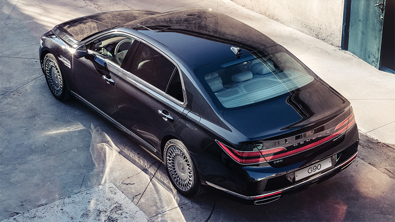 2020 Genesis G90 Side Genesis G90 Side