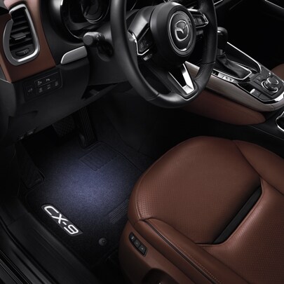 Mazda CX-9 | Car and Driver 10Best Trucks and SUVs