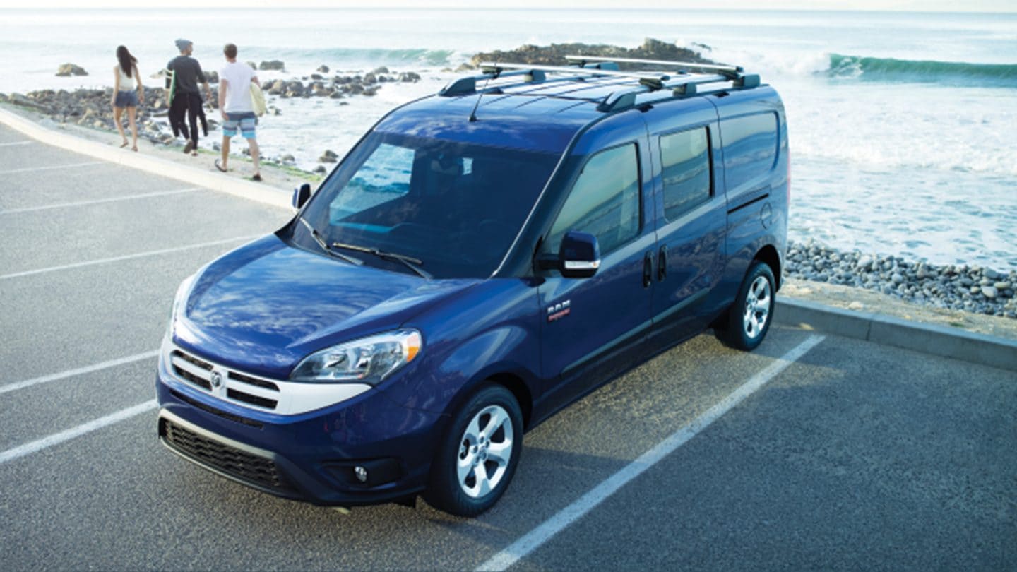 2017_Ram_ProMaster_City_BeachParking.jpg.image.1440.jpg