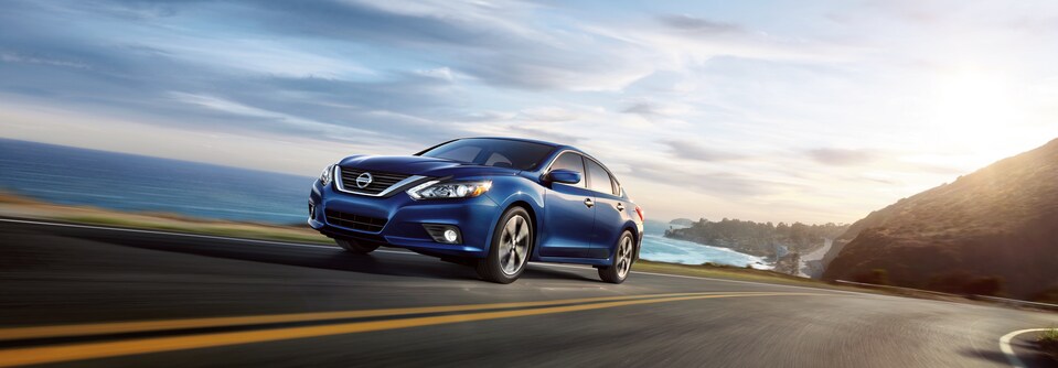 2017-Nissan-Altima-2.5-SR-Sedan-L02 (1).png