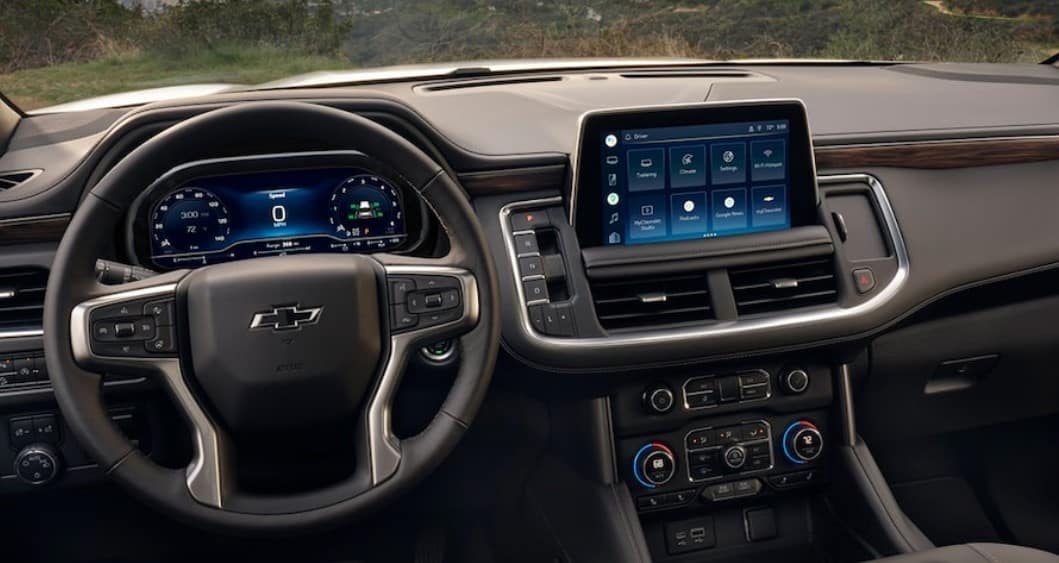 2023-chevrolet-tahoe-interior.jpg