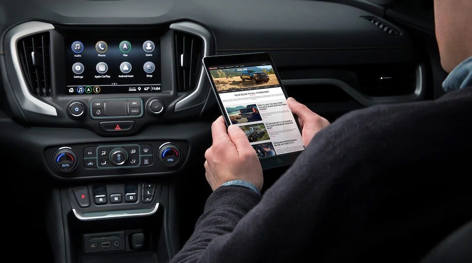 GMC-insidevehicle.jpg