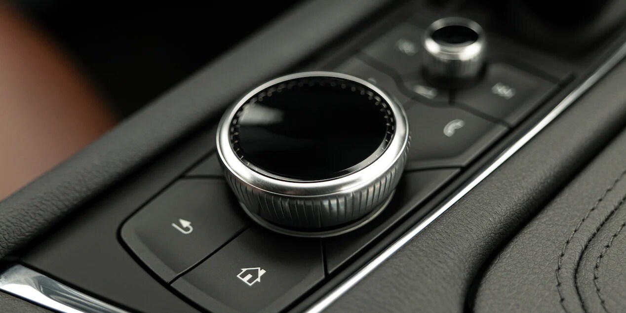 Drive Controls in the 2021 XT5