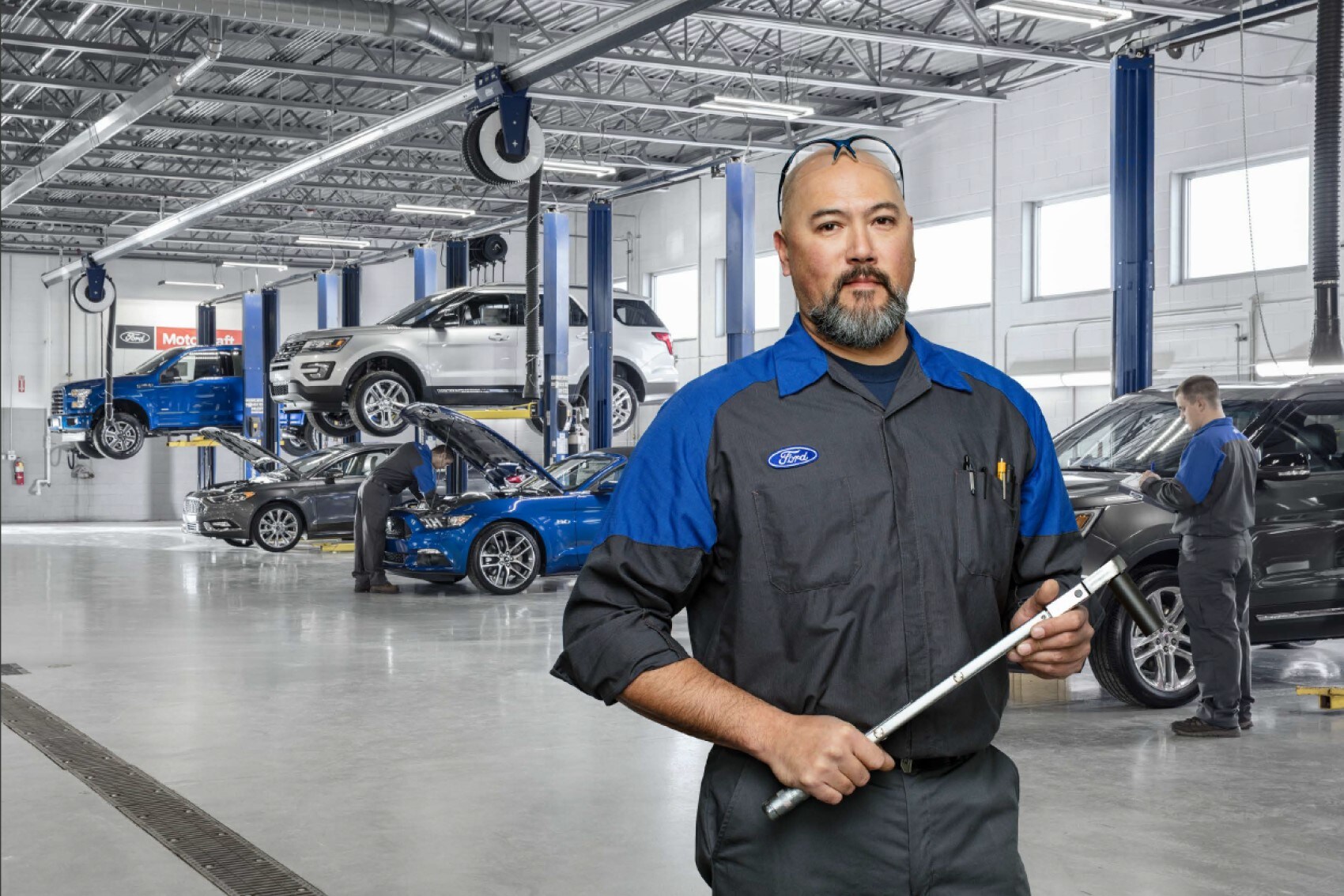 Commercial Vehicles Center Line MI