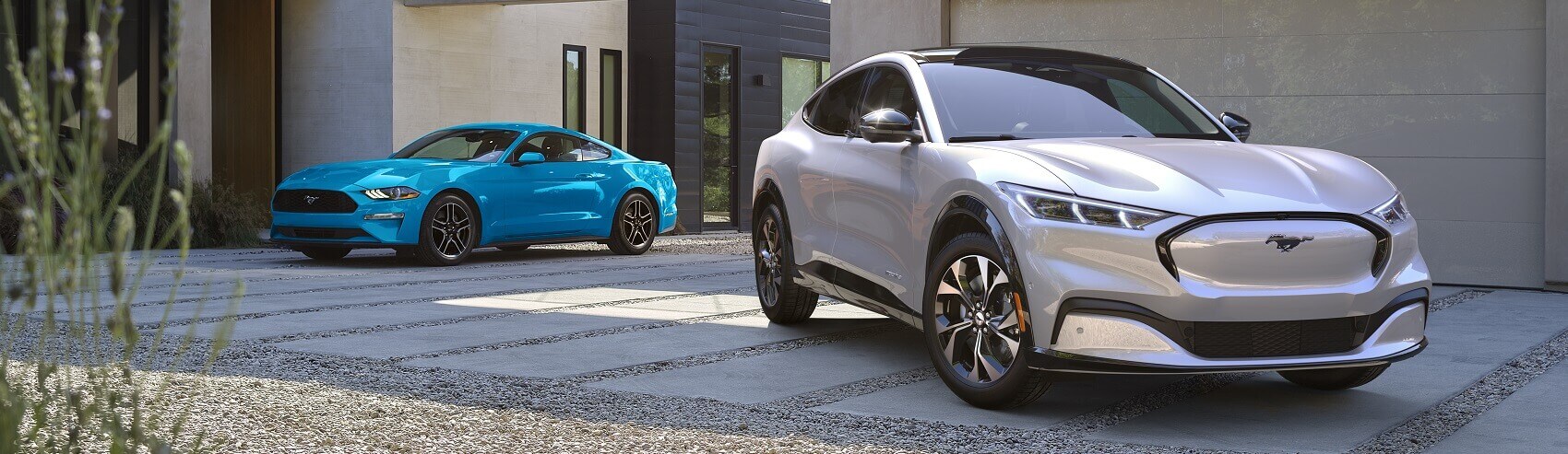 2022 Ford
Mustang Mach-E Review