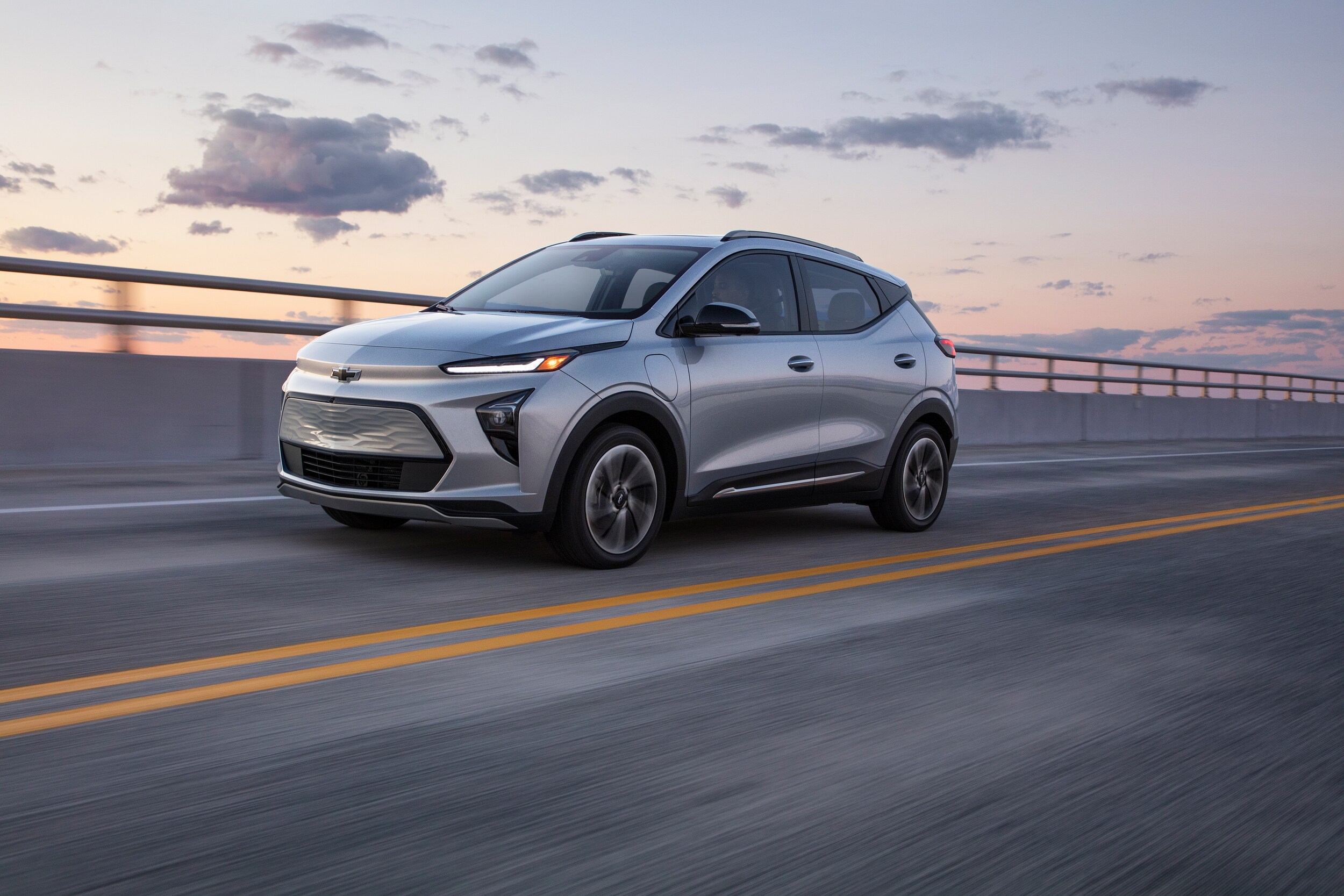 2023-Chevrolet-BoltEUV-Premier-SUV-L10.jpg