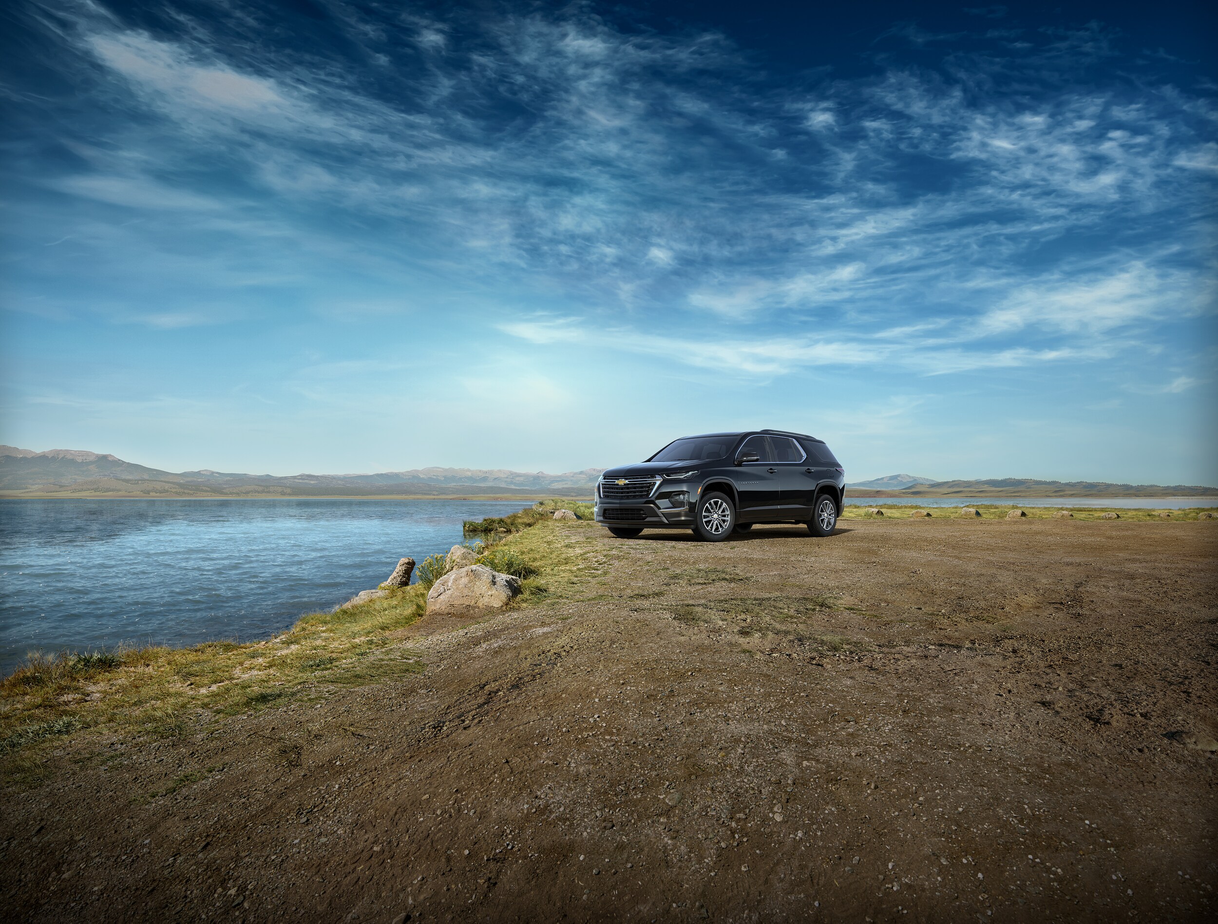 2023-Chevrolet-Traverse-LT-SUV-L01.jpg