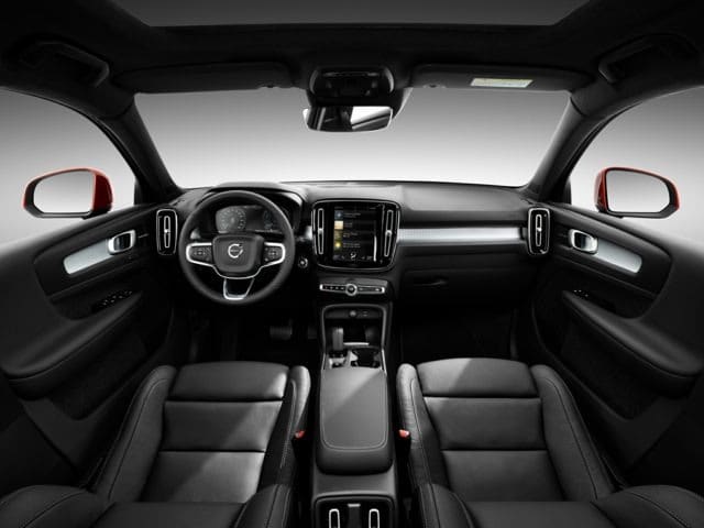 volvo xc-40 interior.jpg