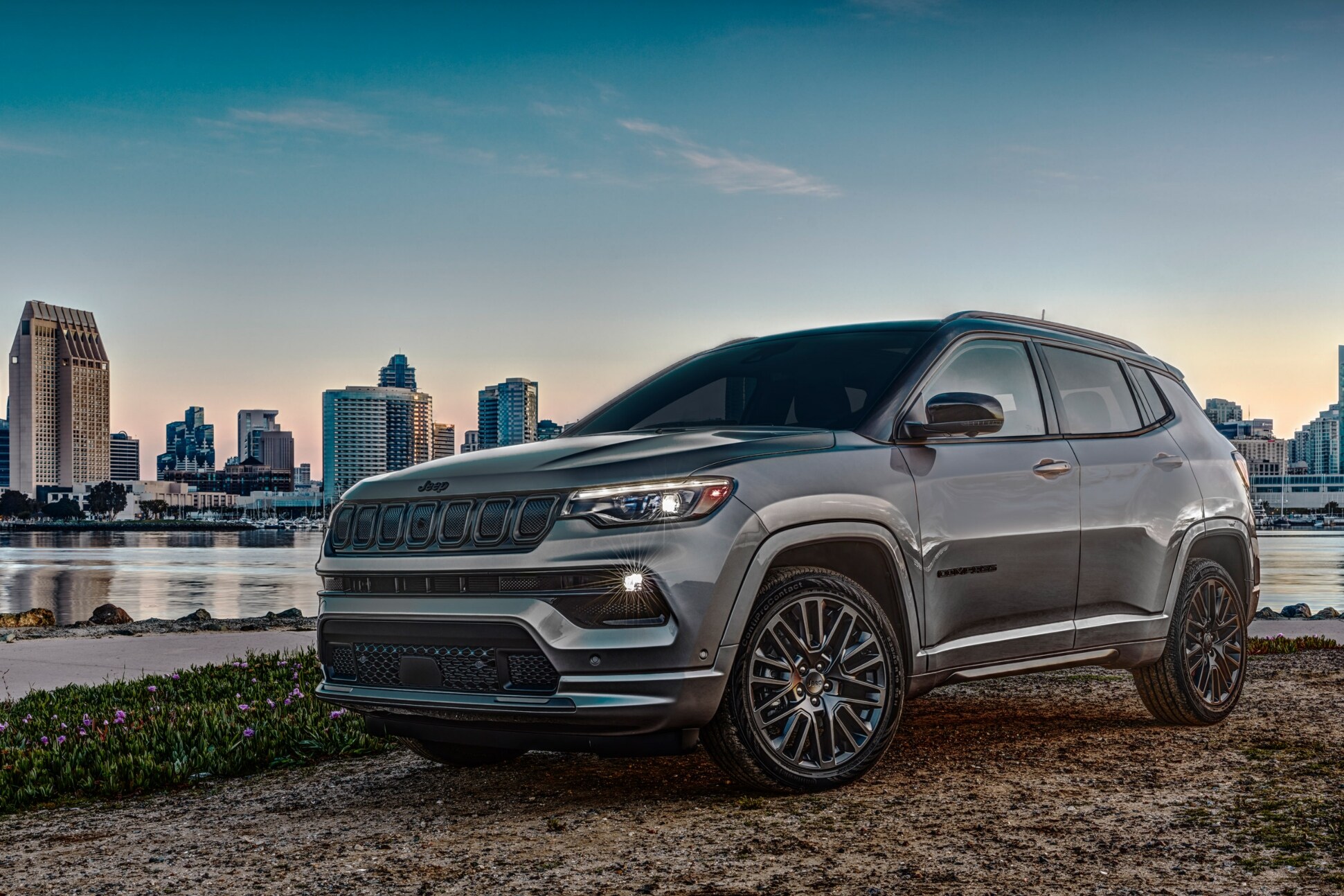 2022-Jeep-Compass